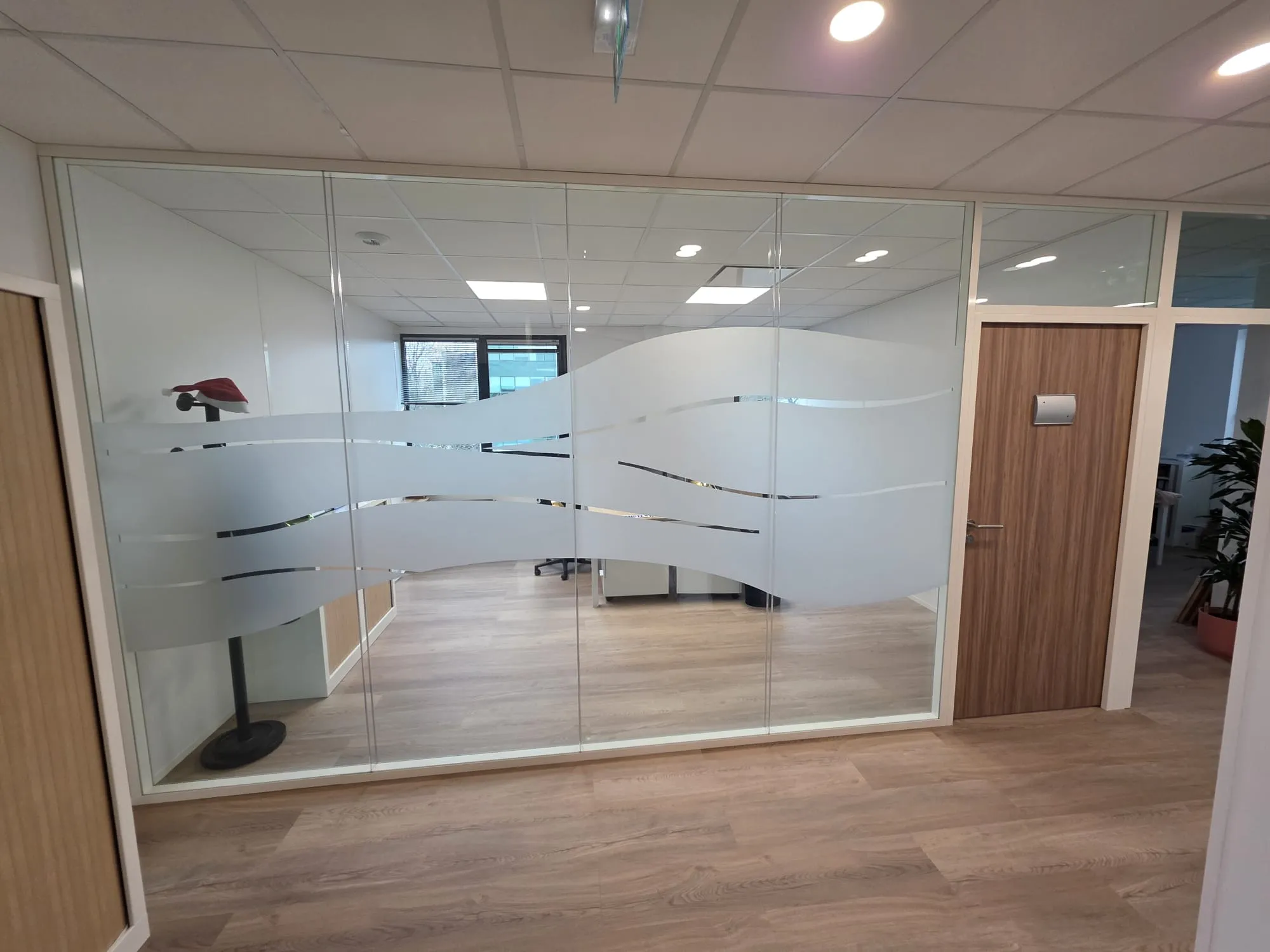 Film décoratif en découpe, bureau Mérignac