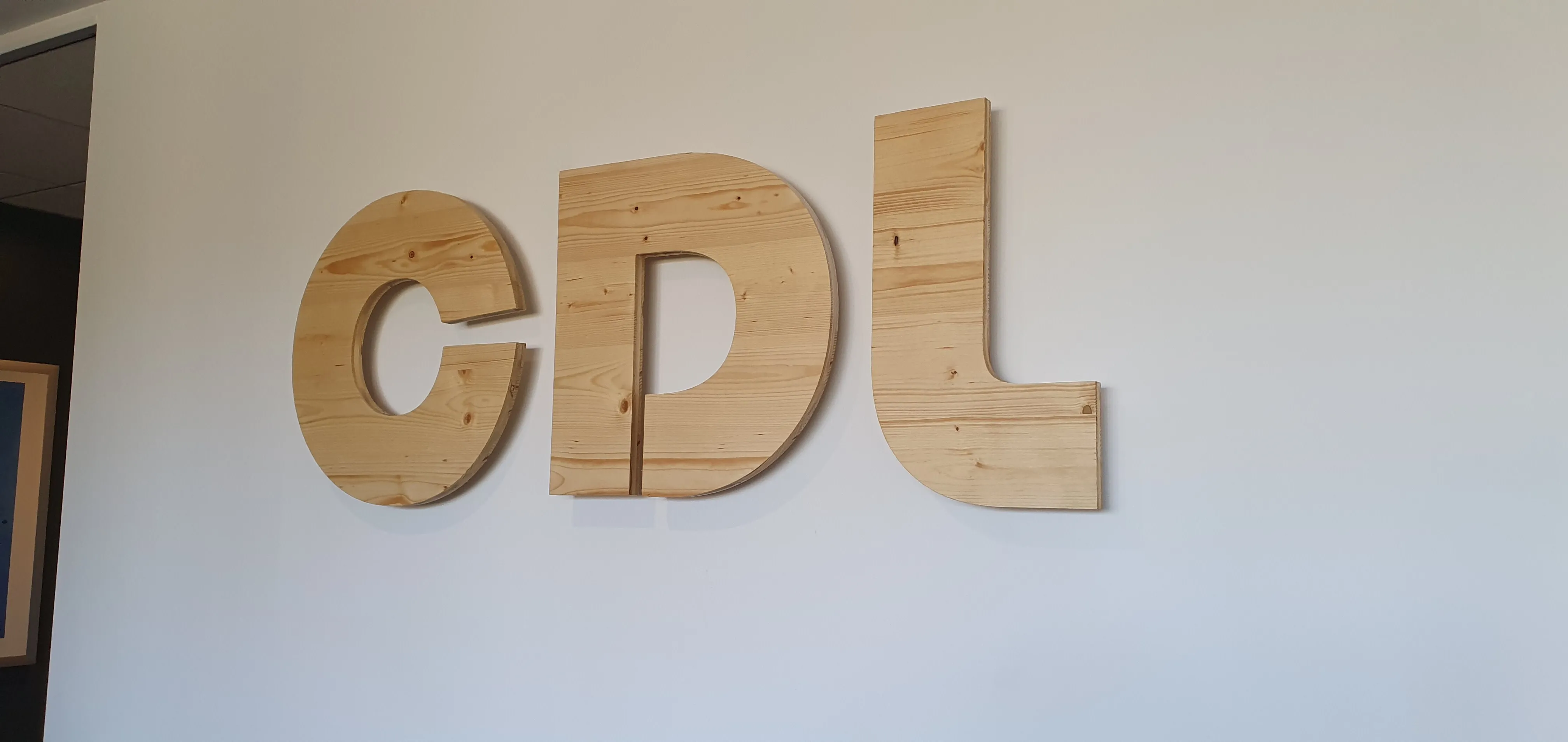 Logo relief bois, entreprise CDL Langon