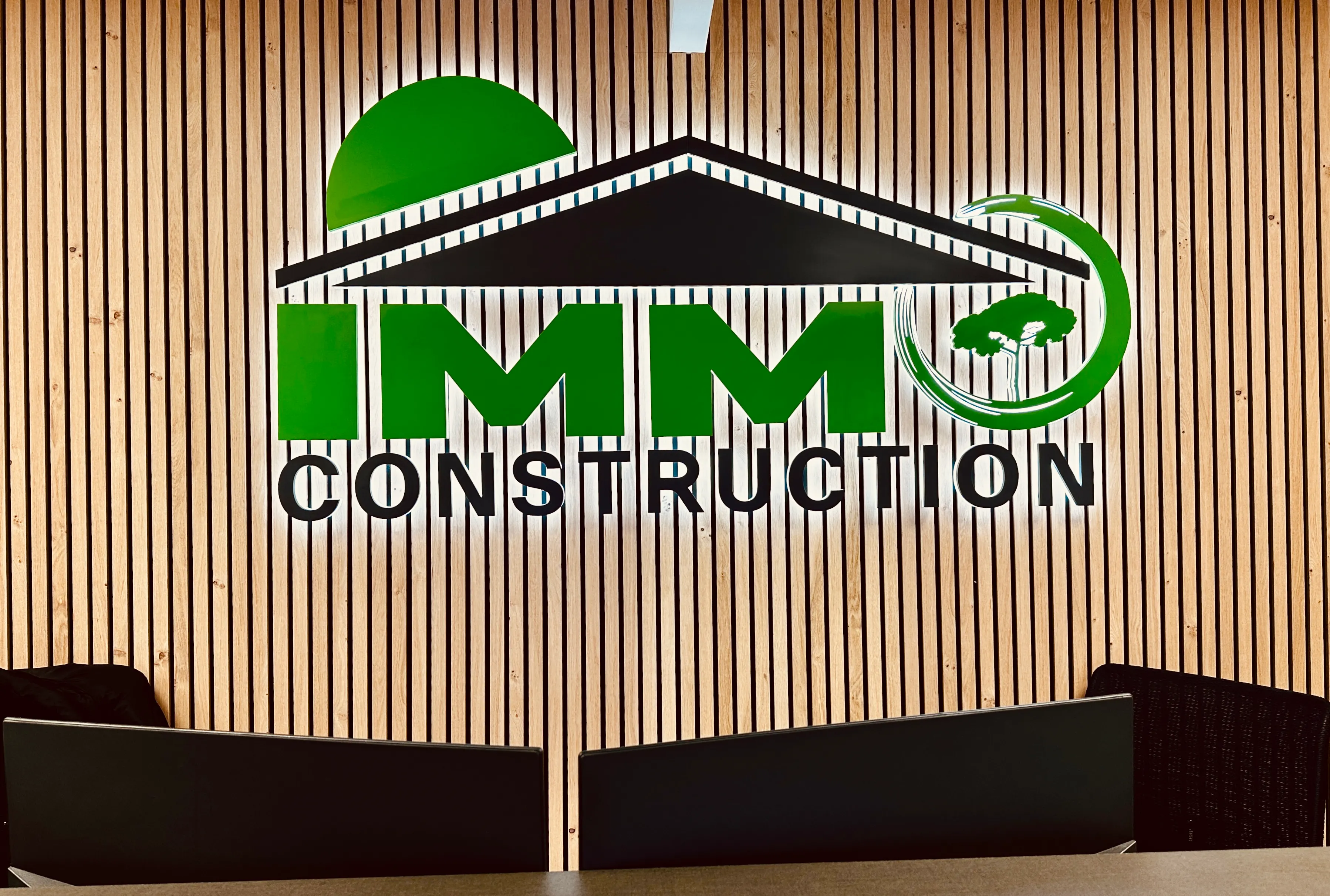 Logo lumineux rétroéclairé, Immo Construction, Mérignac