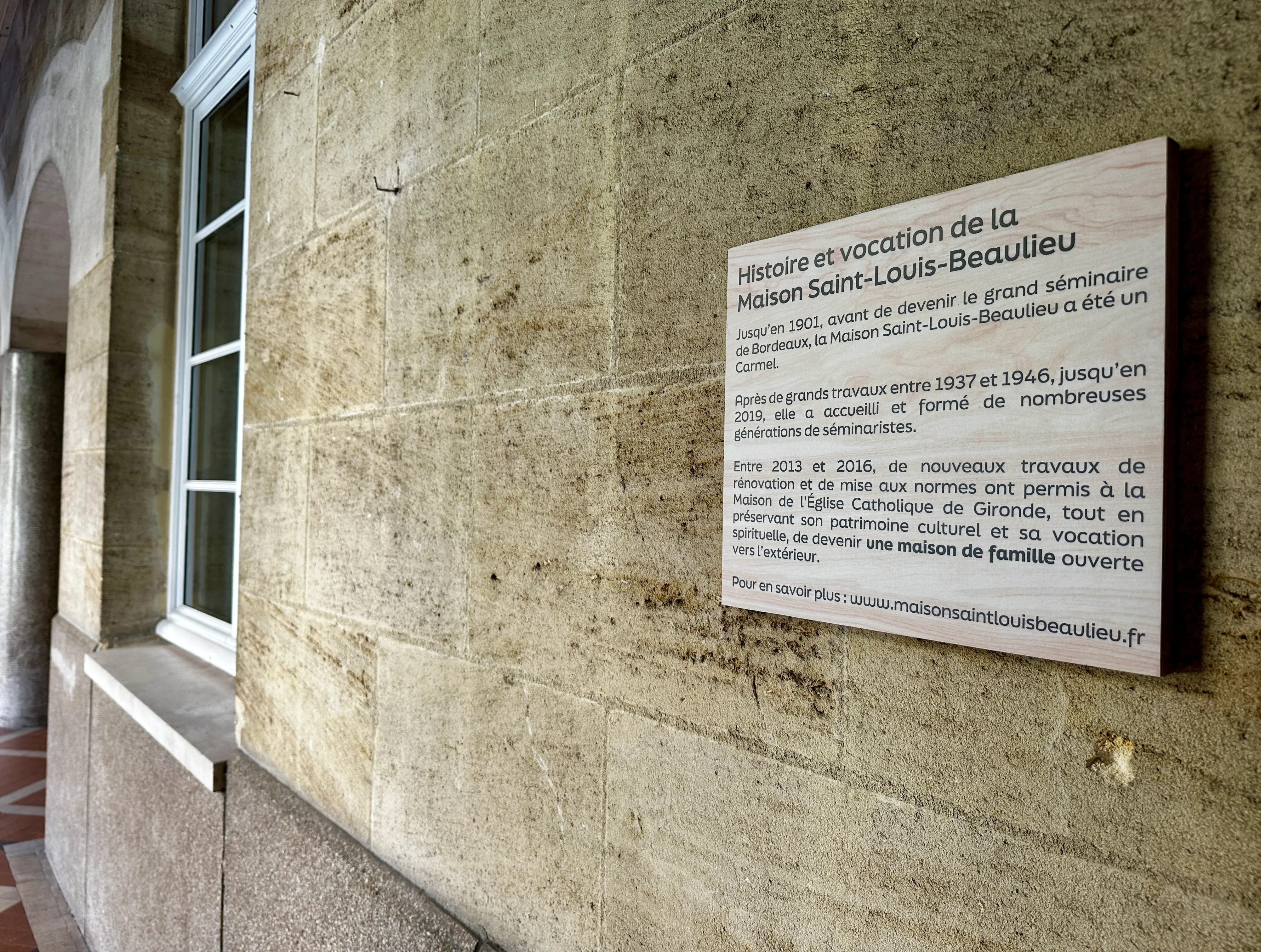 Signalétique intérieure et directionnelle, Diocèse de Bordeaux — Bordeaux (33) — réalisation PUBLI MENI